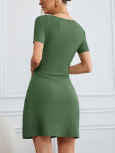 Spring Dress Casual Round Neck Green Pleated Dress With Waist Detail For Women